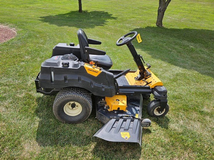 #6878-•-cub-cadet-z-force-sz-zero-turn-mower-image-6