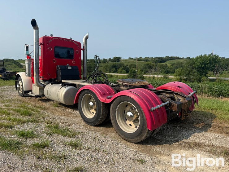 1997-peterbuilt-379-t/a-truck-tractor-image-7
