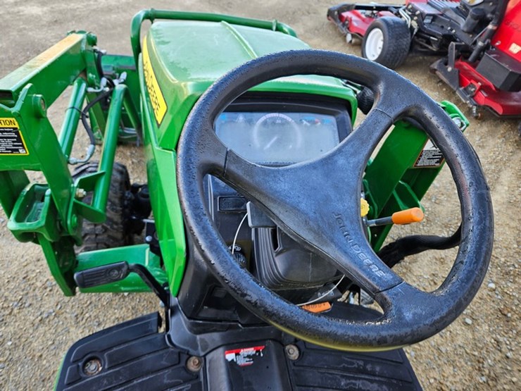 john-deere-1025r-image-26