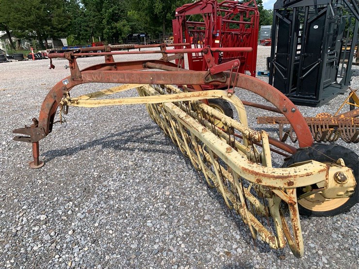 new-holland-256-image-11