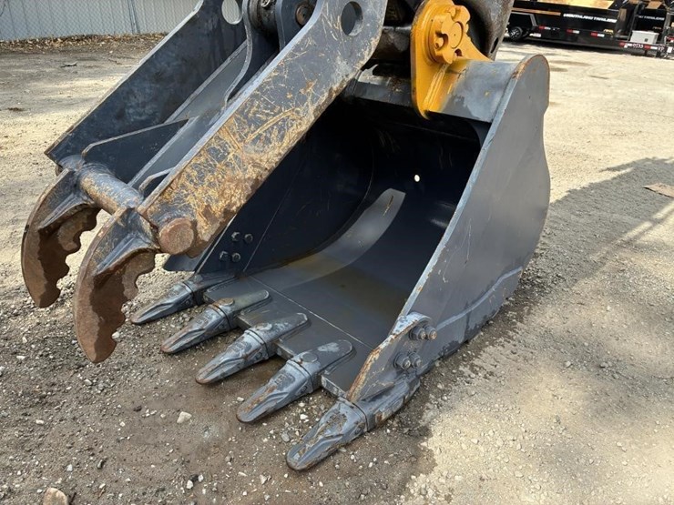 2023-xcmg-xe155ucr-hydraulic-excavator-image-8