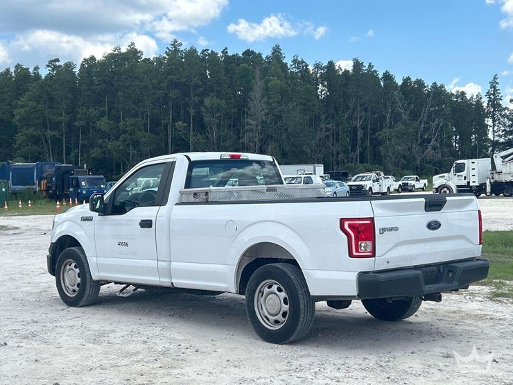 2017-ford-f150-image-4