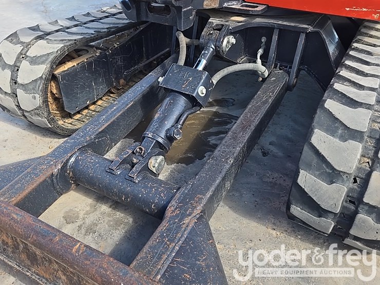 2023-kubota-kx033-4-image-26