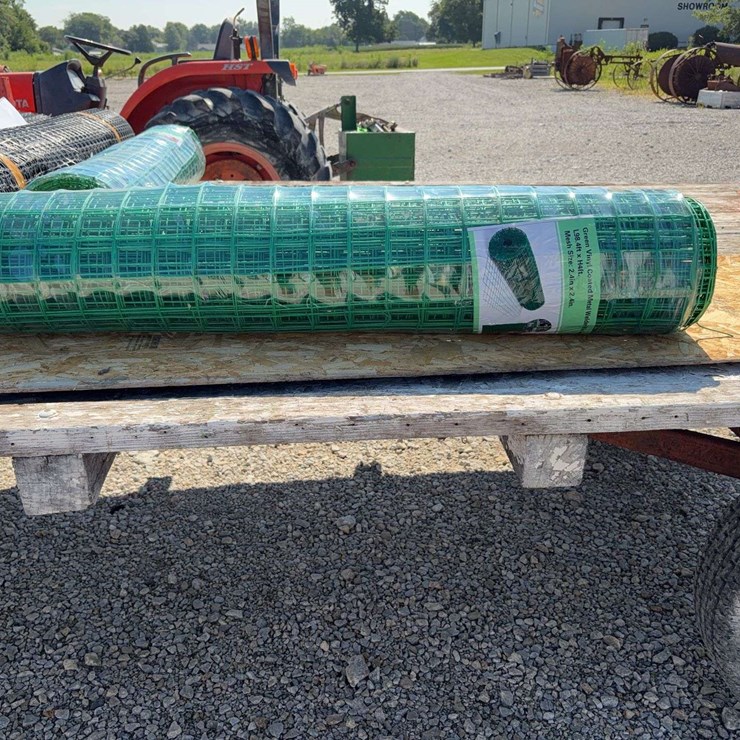 Green Vinyl Coated Metal Welded Wire Fence Roll 98.4ft x 4ft