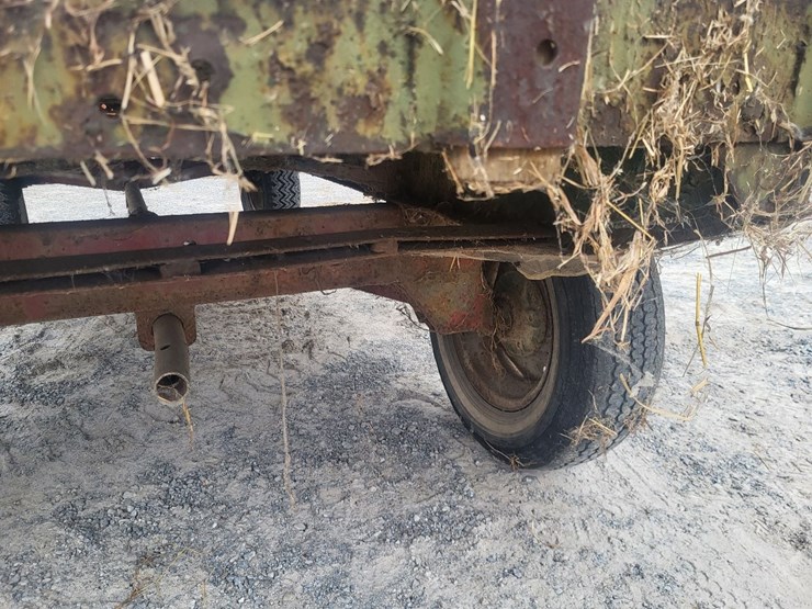 hay-wagon-w/running-gear*contents-on-wagon-not-included*.-image-27