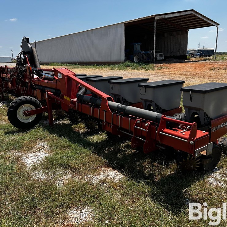2011 CASE IH 1230