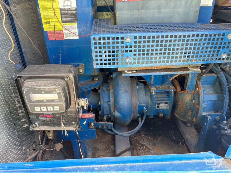 2016-thompson-pump-4in-self-priming-towable-trash-pump-image-9