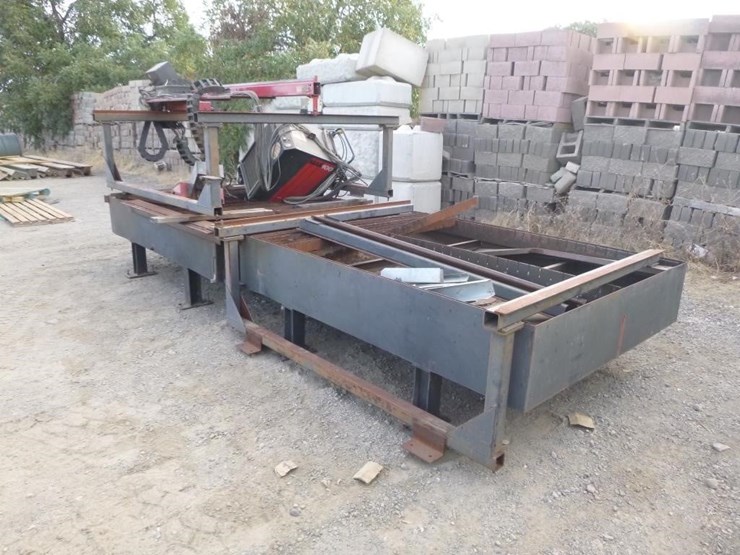 hypertherm-plasma-cutting-torch-tables-image-3