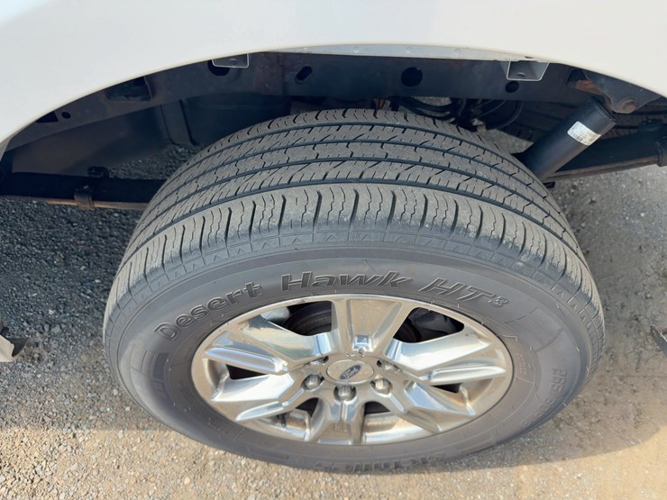 2015-ford-f150-xlt-image-10