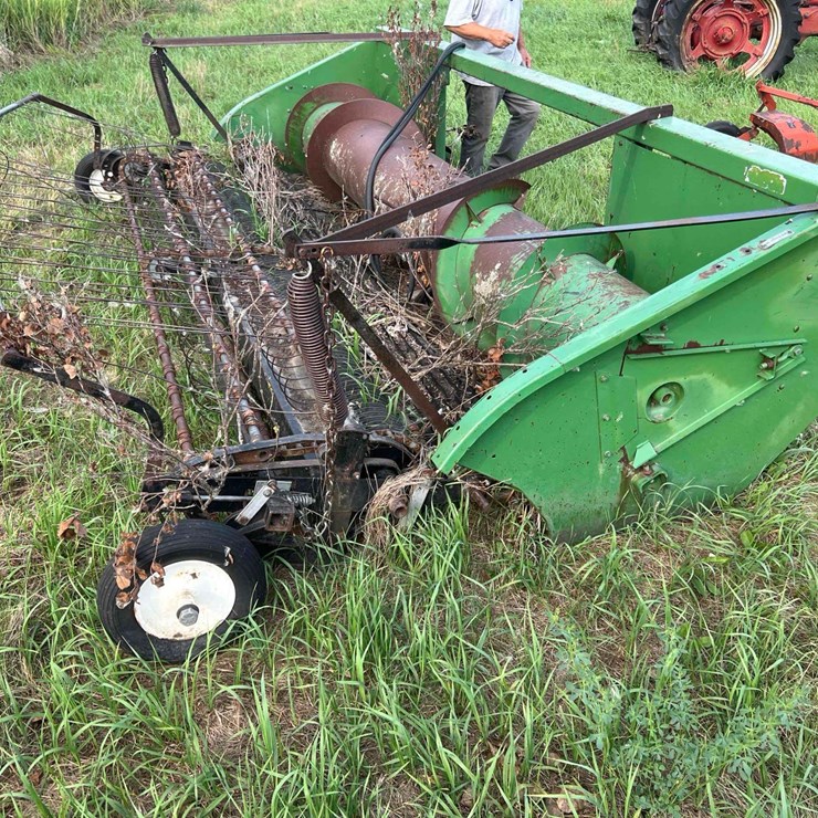 John Deere Pickup Header