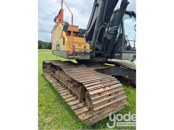 2016-volvo-ec350el-image-3