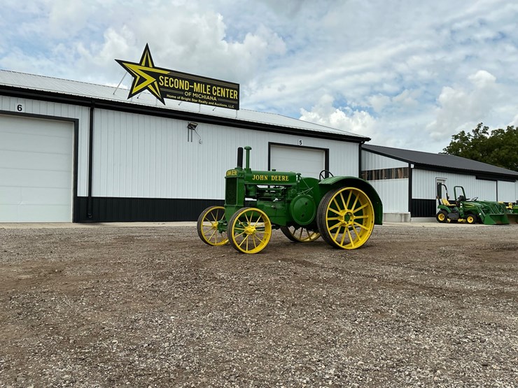 1935-john-deere-model-a-image-1