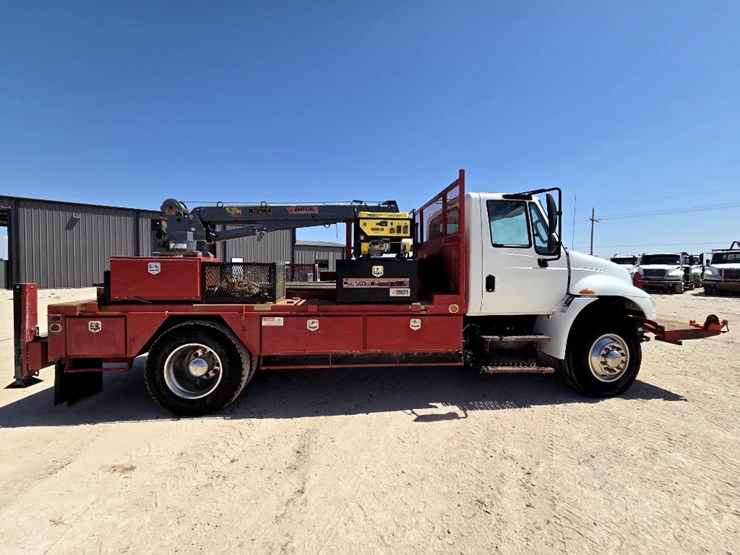 2018-international-durastar-4300-image-5