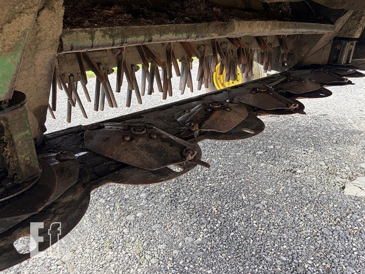 2009-john-deere-635-image-10
