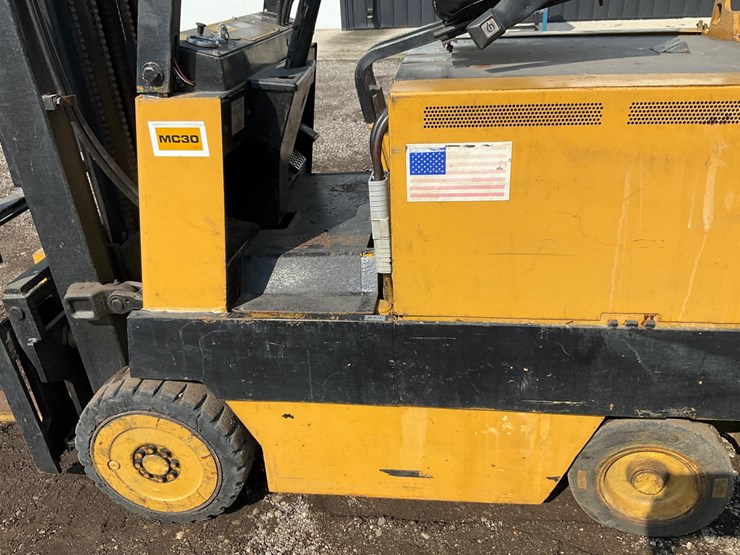 caterpillar-mc30-image-21