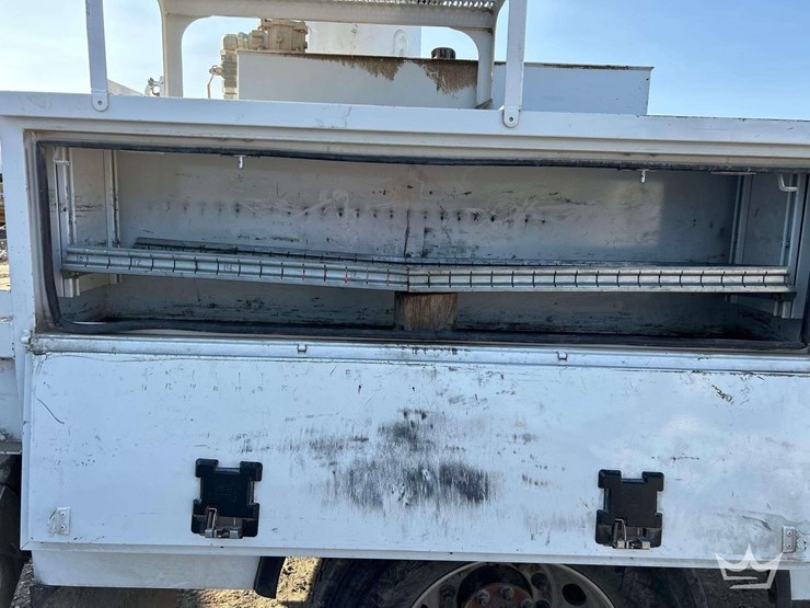 2019-international-workstar-7400-image-29