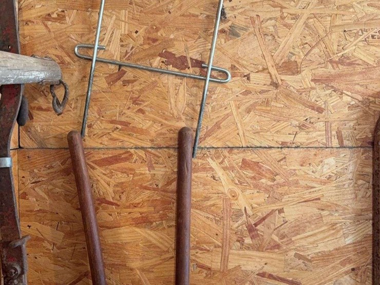 shovels,-jobbers,-saw,-and-more-image-2