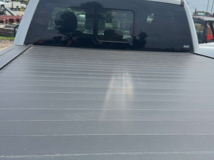 2018-ford-f150-xlt-image-5