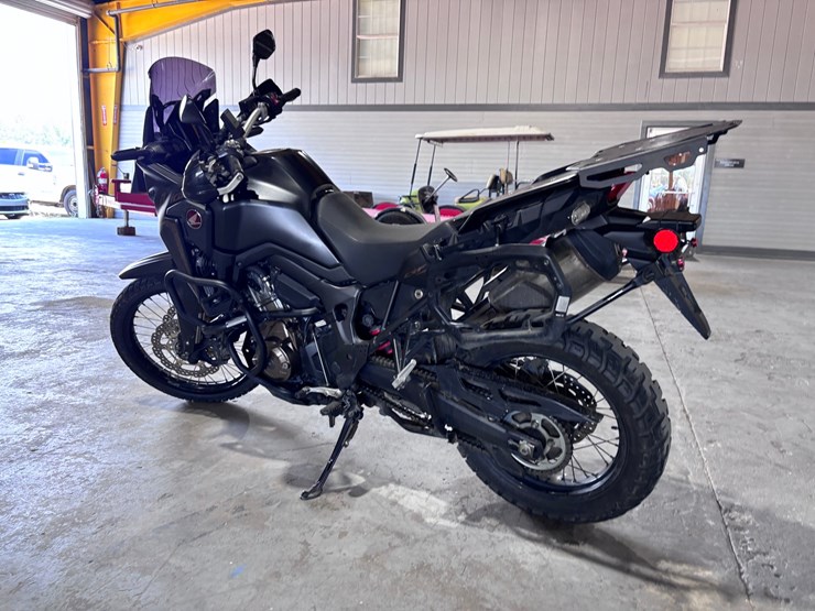 #35369-•-2018-honda-crf1000-image-4
