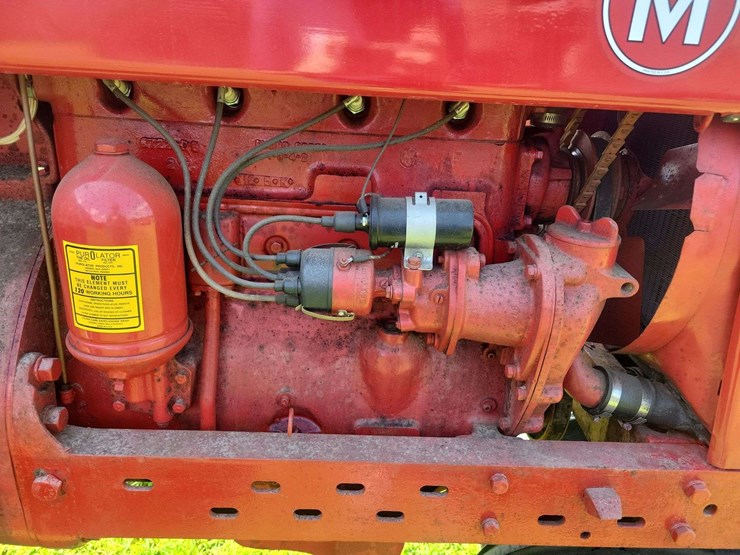 1941-farmall-m-with-m&w-nine-speed-transmission-image-11