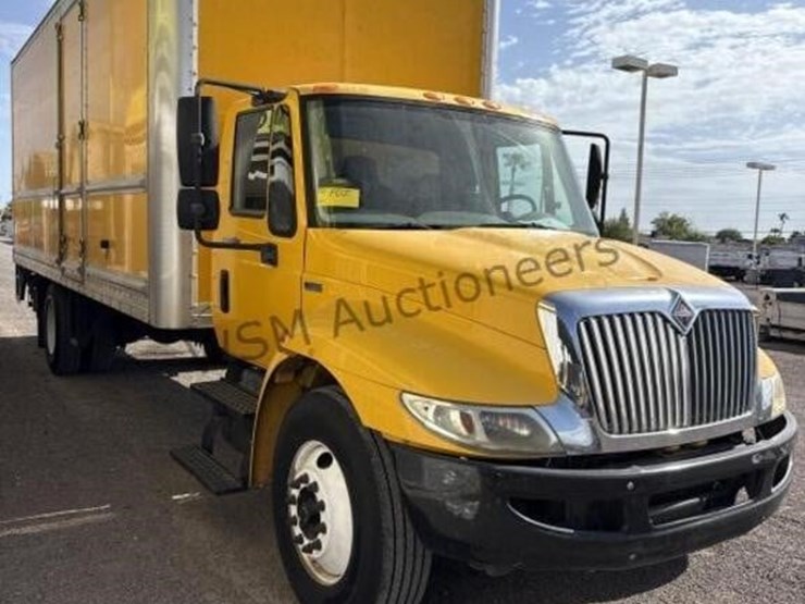 2012-international-4300lp-box-truck-image-5
