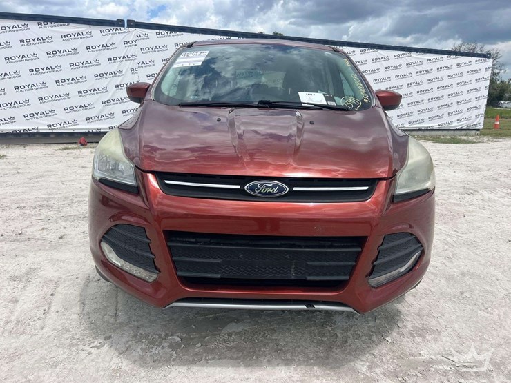 2014-ford-escape-image-31
