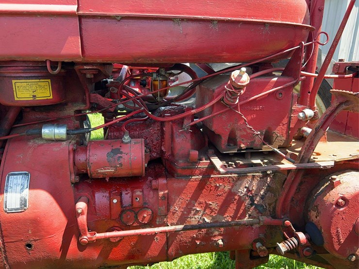 1953-farmall-super-m-image-10