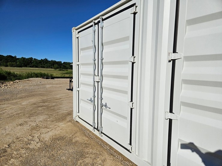 #58-•-40'-one-trip-container-image-9