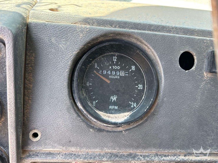2001-mack-rd690s-image-7