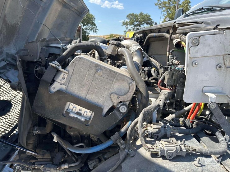2017-ford-f750-image-9