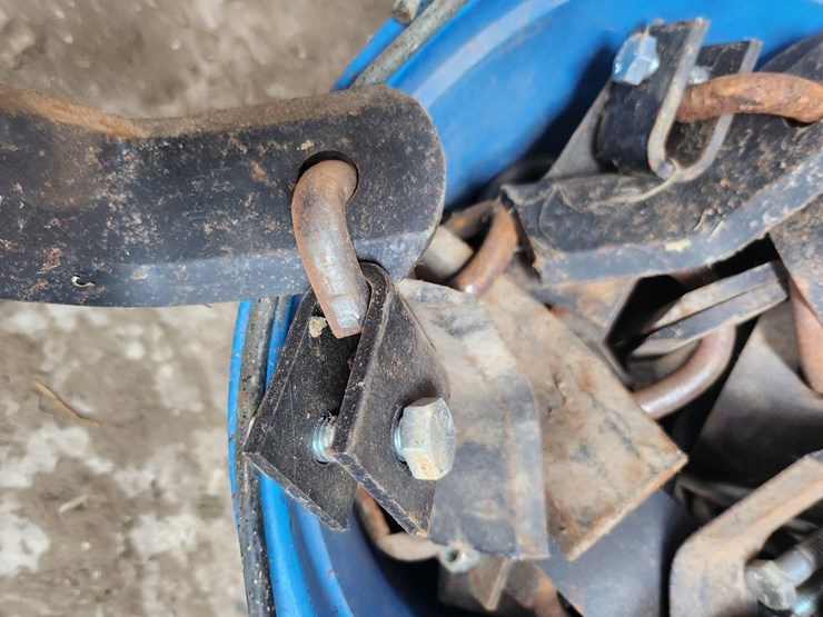 #2819-•-(5)-flail-mower-blade-assemblies-in-bucket-image-2