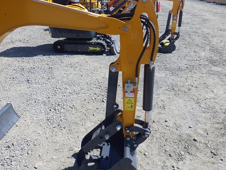 2026-vicsec-22-hydraulic-excavator-image-14
