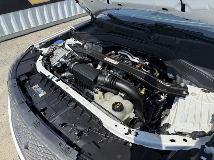 2020-ford-explorer-image-20