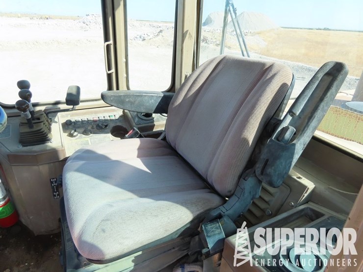 1997-deere-644g-image-8