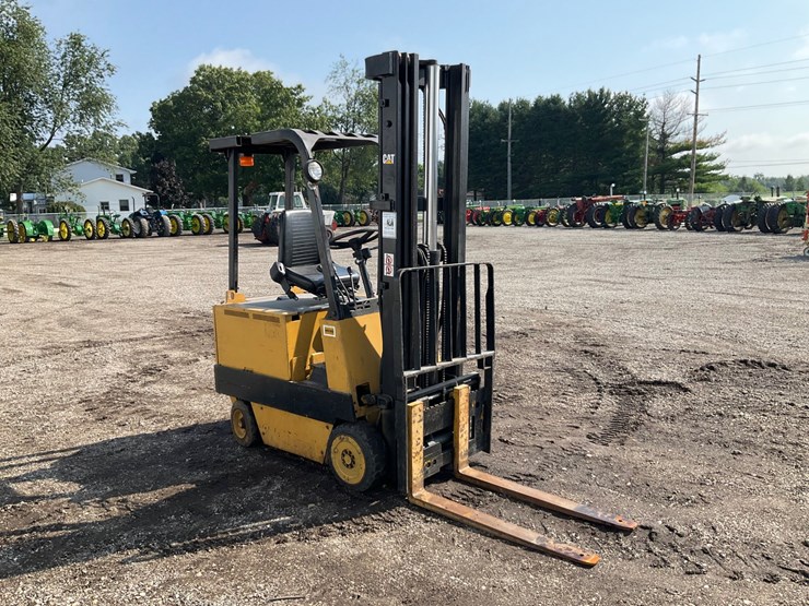 caterpillar-mc30-image-6