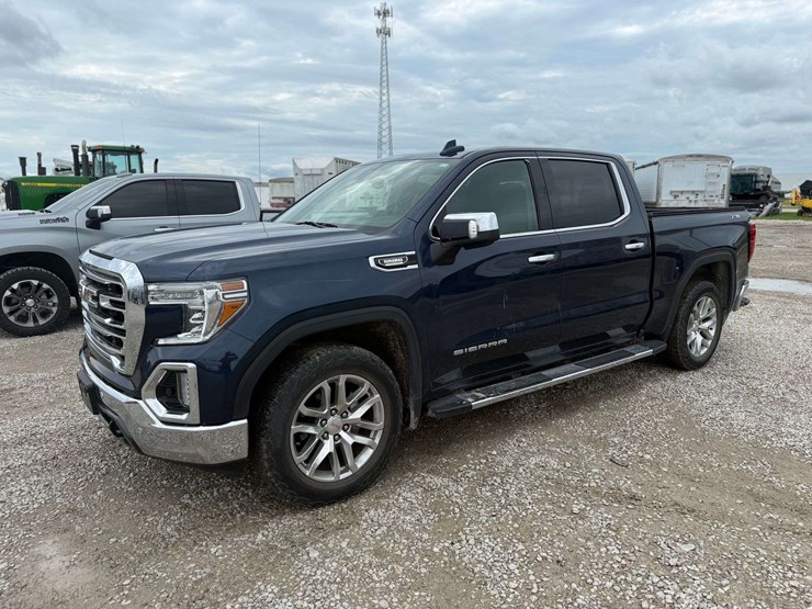 2021-gmc-sierra-1500-image-1