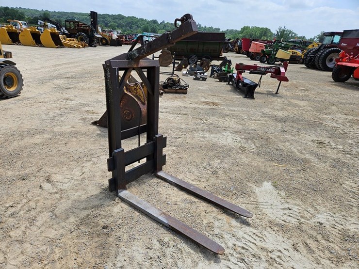 #103-•-pallet-fork-&-boom-image-7