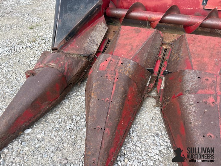 case-ih-1063-image-14
