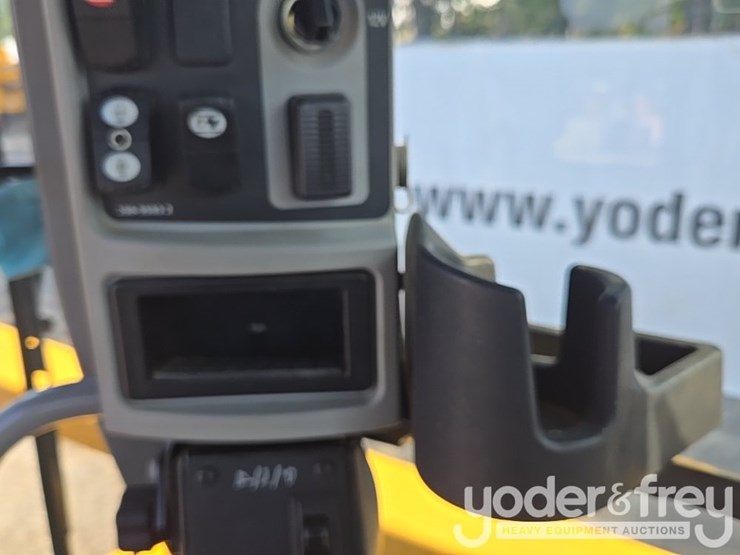 2019-caterpillar-140m3-image-64