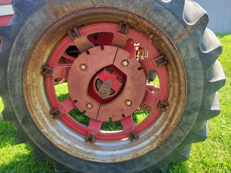 1968-farmall-656-gas-image-16