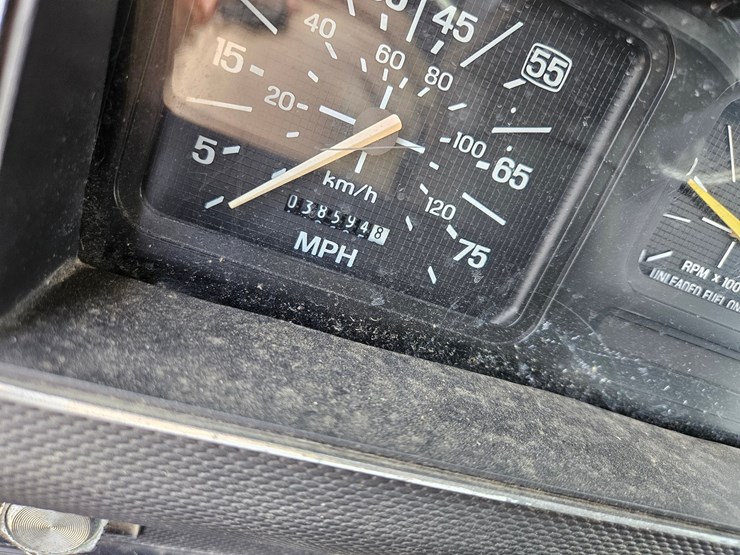 1992-ford-f700-image-49