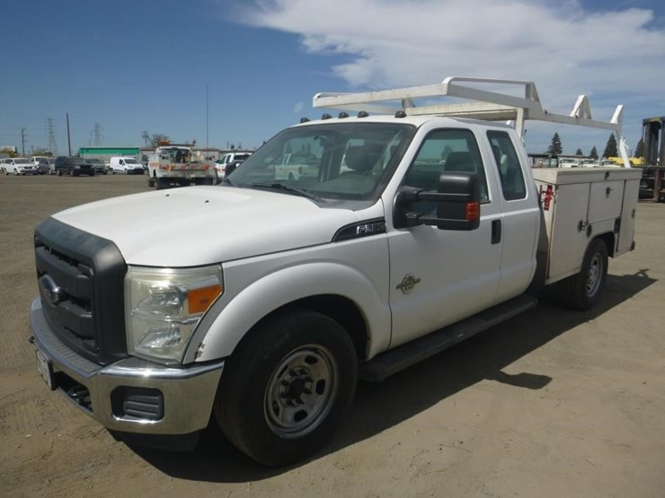 2014-ford-f350-image-1