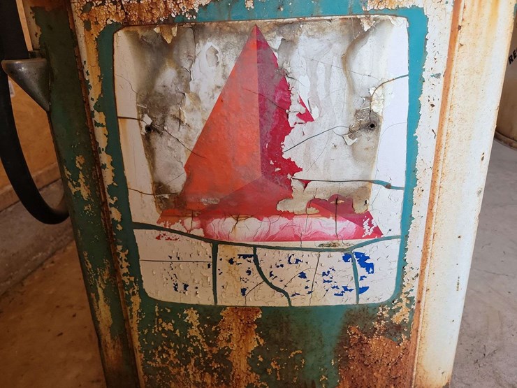 gas-pump-image-9