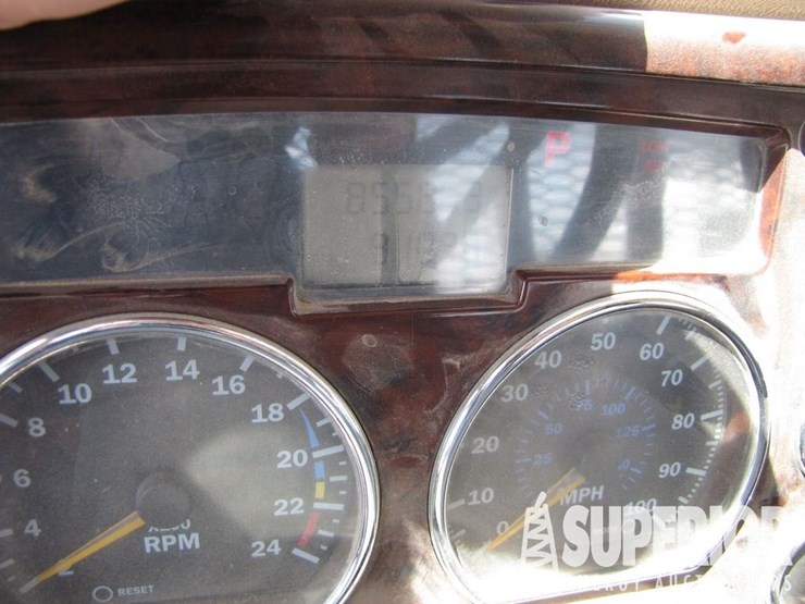 2007-massey-ferguson-8-image-9