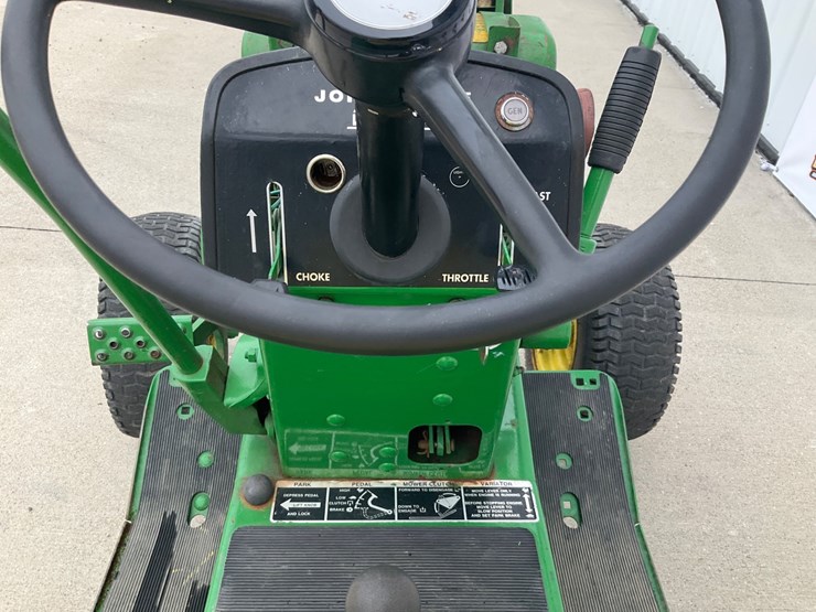 john-deere-112-image-17
