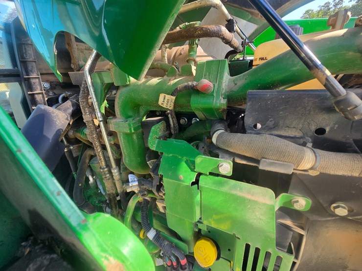 2024-john-deere-5075e-image-26
