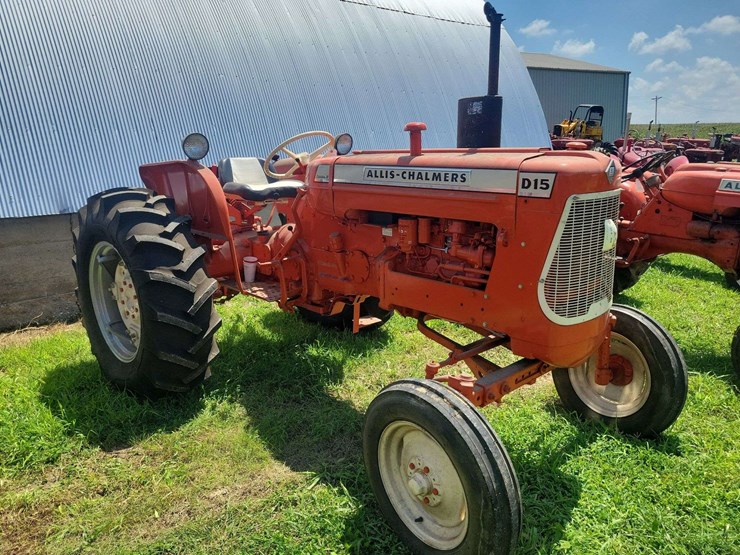 1960-allis-chalmers-d15-series-ii-image-7