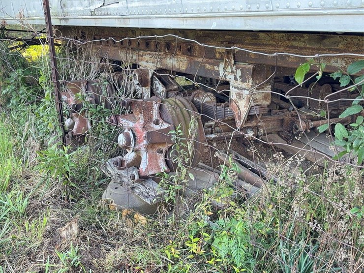 fruehauf-trailer-image-11