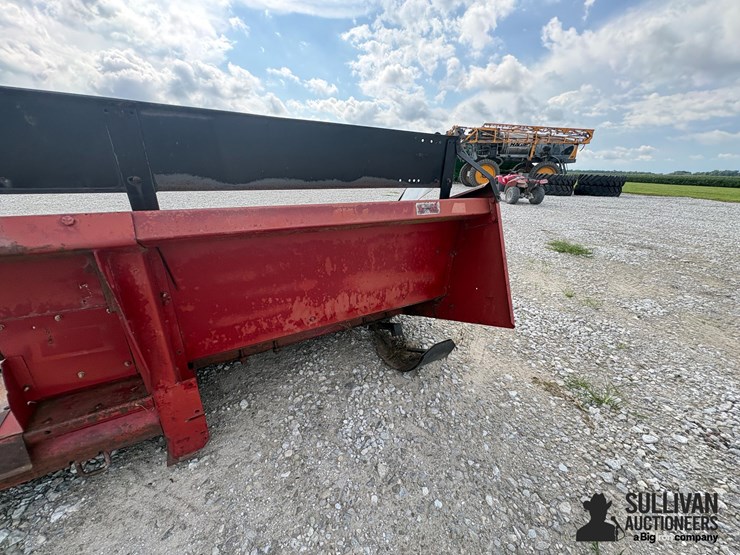 case-ih-1063-image-19