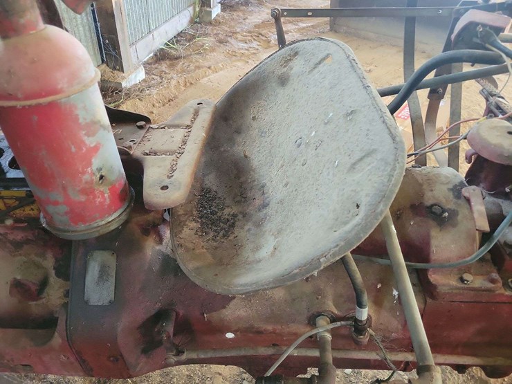 farmall-h-parts-tractor-image-8